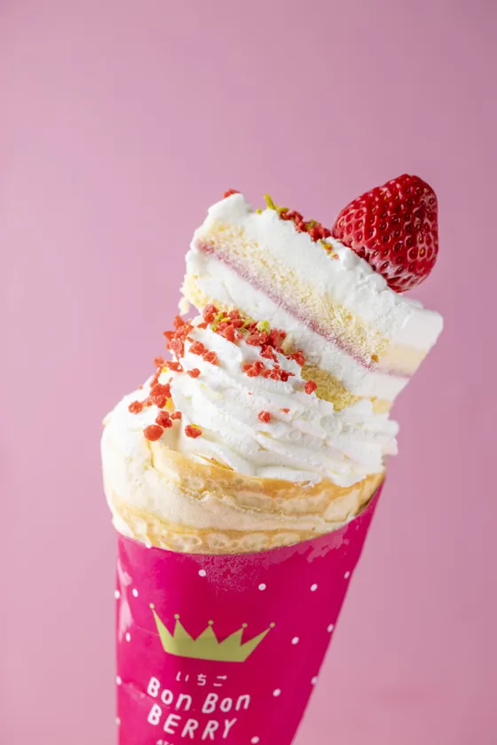 ショートケーキクレープ 1,000円(税込)
