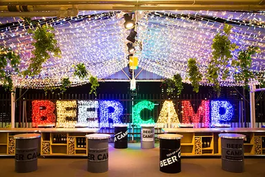 メインスポットである、入口正面で各種イベントを開催します