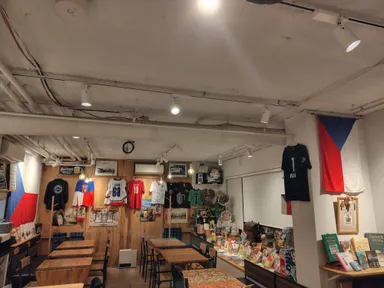 ピルニー ピヤーク トウキョウ　店内