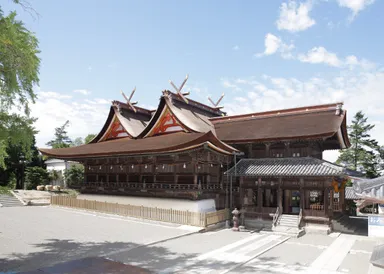 吉備津神社 国宝本殿・拝殿 1