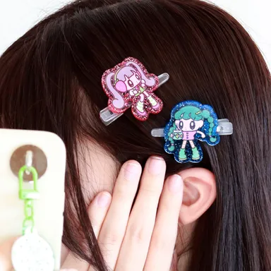 グリッターヘアピン 1,650円(税込)