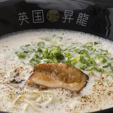 豚骨脂泡ラーメン
