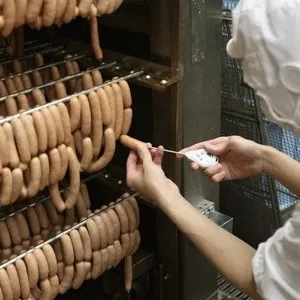 工場での加工イメージ