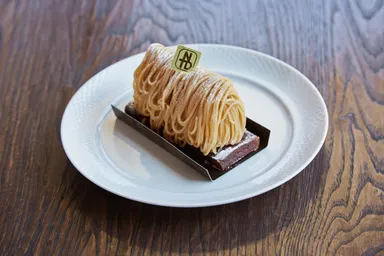 丹波栗モンブラン「かやぶき」