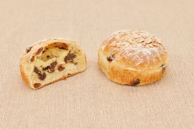 「Raisin Cake Danish」