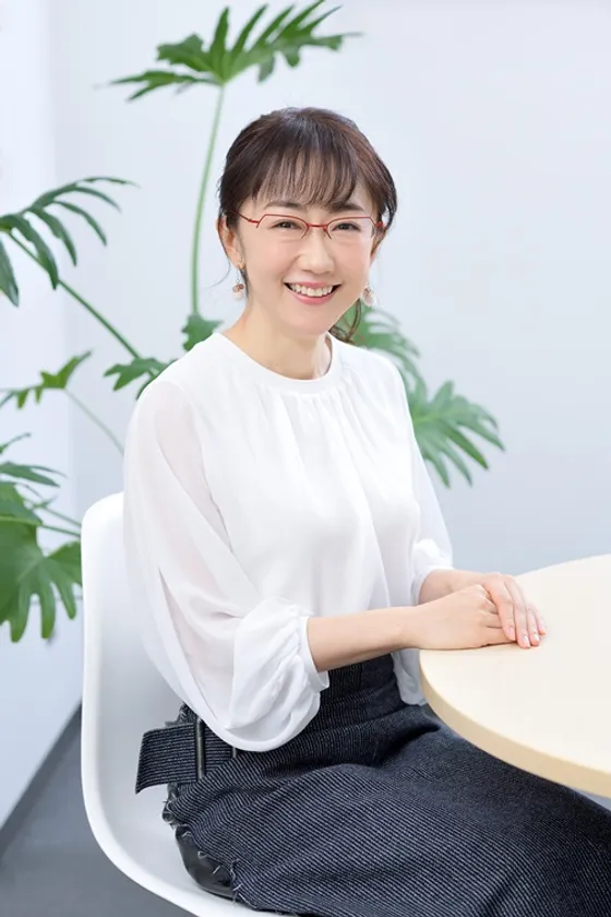 唐橋ユミ氏