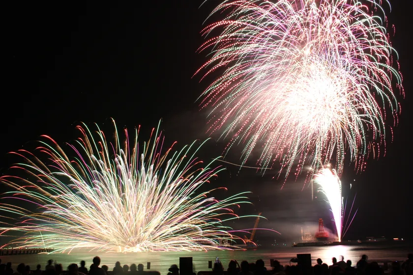 約3,000発の花火