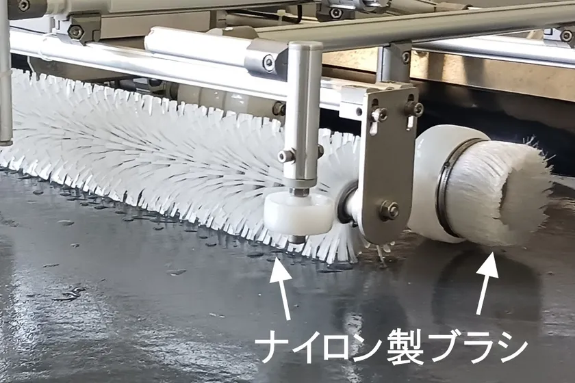 ナイロン製ブラシ