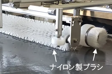 ナイロン製ブラシ