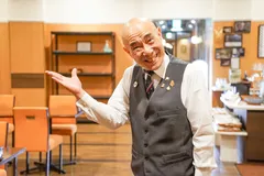 レストランサービススタッフ 吉海哲也