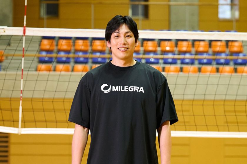 バレーボールウェアブランド「MILEGRA」、
元バレーボール男子日本代表の越川優氏とサプライヤー契約を締結