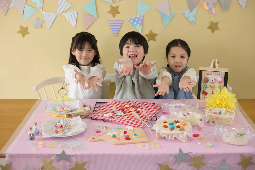 「シリコンねんど」にクラフトキットシリーズ