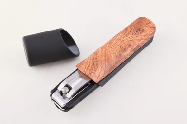 CLIPEダークブラウン