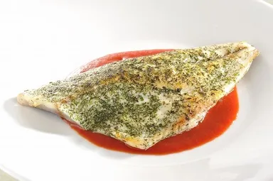 シマアジのミックスハーブ風味