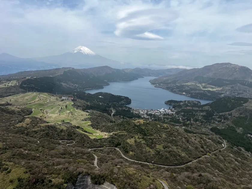 箱根芦ノ湖から富士山を望む