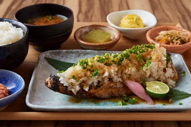 名物！北九州が愛す「炭火焼きトロさば鬼おろし」-あいたか-