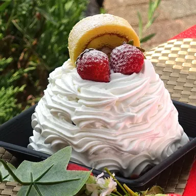 いちごのショートケーキ氷
