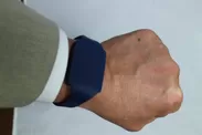 Tac-Touch(TM)腕時計型 1