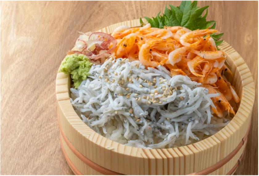 しらす桜えび2色丼