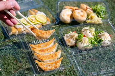 全国各地の餃子が大集合