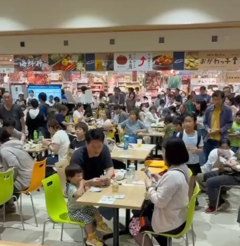 夜祭店内賑わいイメージ