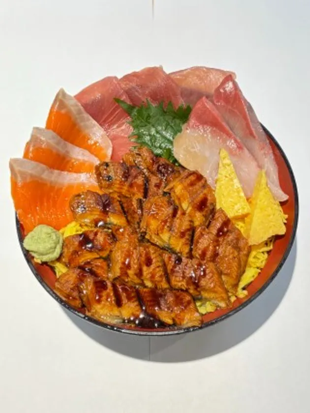 徳島県産ウナギの海鮮丼