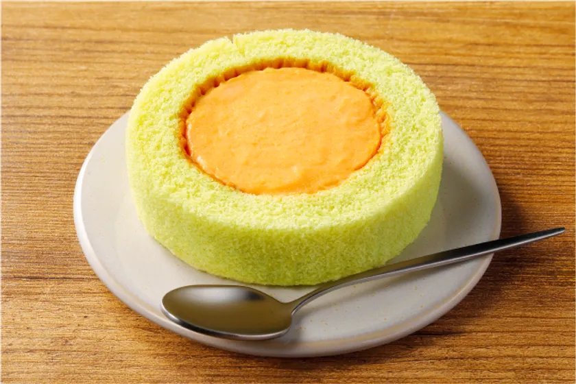 プレミアムロールケーキ　北海道産赤肉メロン