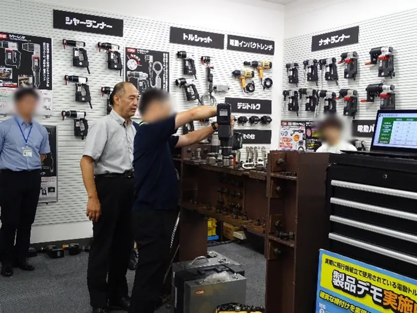 TONE社 ショールーム