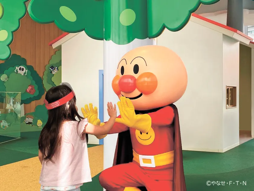 アンパンマンたちとタッチやハグができる「キャラクターグリーティング」
