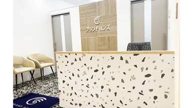 ブランド買取専門店ブランドハンズ エトレ豊中店受付