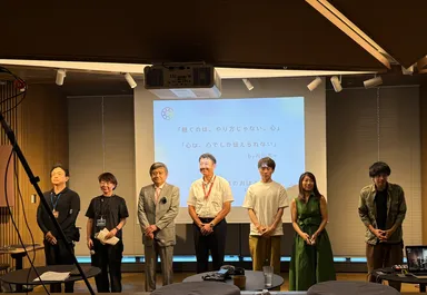 舞台作品終了後の様子
