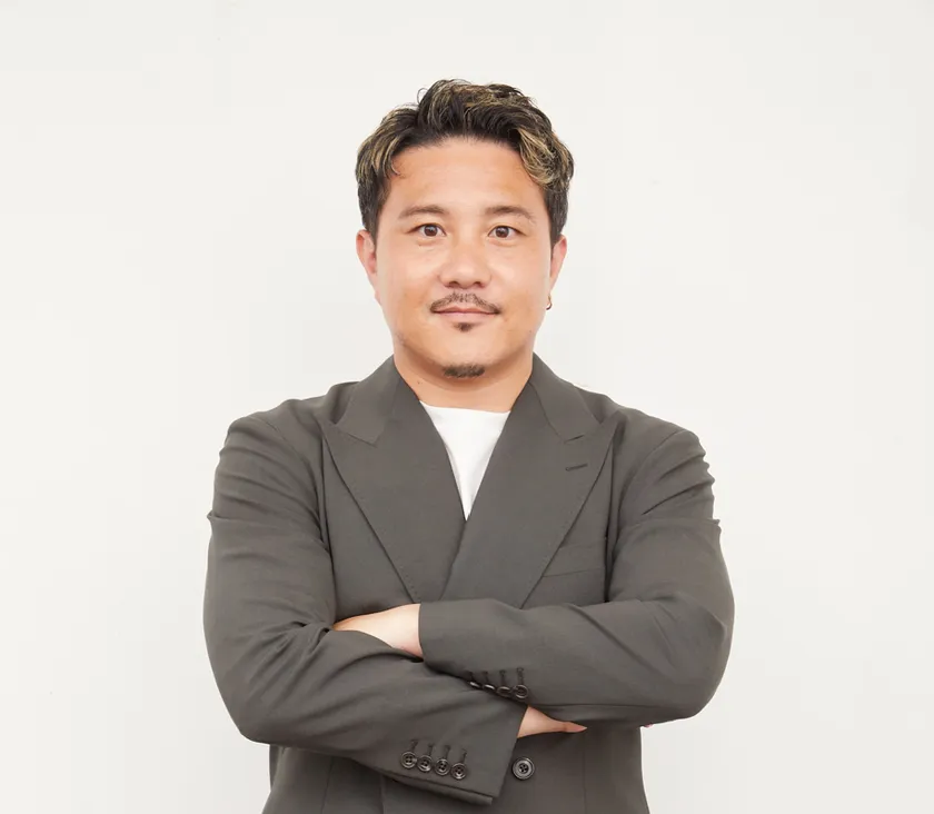 安田理大様
