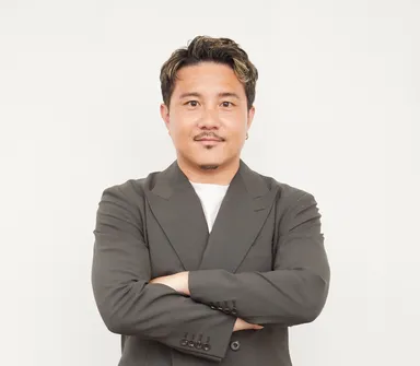 安田理大様
