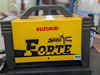 スズキッドの溶接機使用