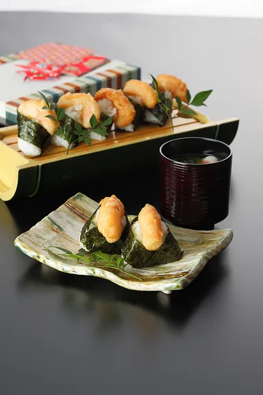 天むすと味噌汁