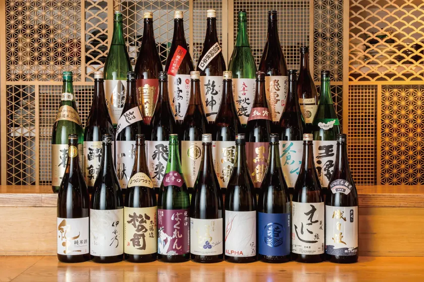 25種を超える日本酒が楽しめる飲み放題