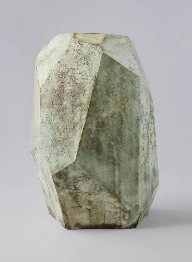 橋本 知成《Untitled》2026年、H67.5cm、作家蔵