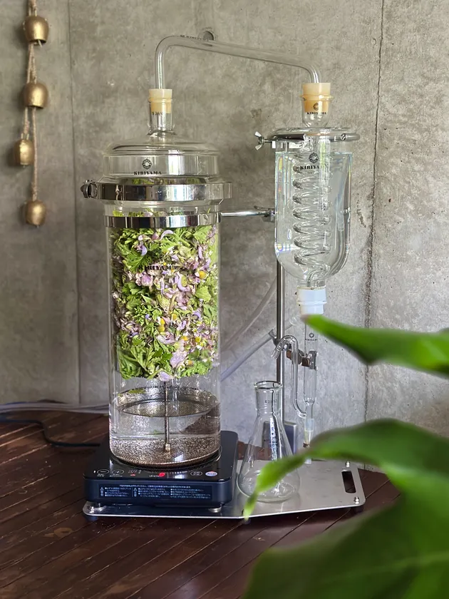 ハーブの芳香蒸留水
