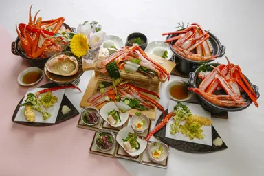 香住蟹フルコース。フェア中の特別価格14,800円