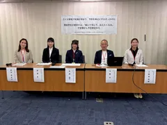 記者会見頭撮り　使用可能
