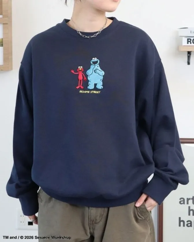【セサミストリート】フロント刺繍スウェット