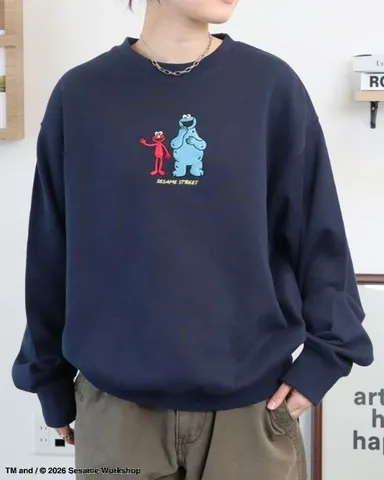 【セサミストリート】フロント刺繍スウェット