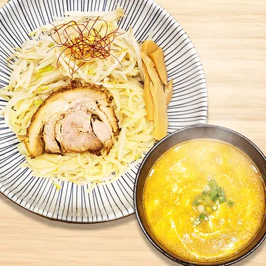 青森：味噌カレー牛乳つけ麺