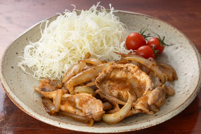 焼いた豚肉に絡めるだけ。手軽に本格生姜焼き