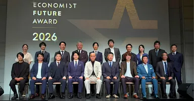 「エコノミスト未来賞2026」授賞式での記念撮影／前列左から4人目が株式会社タミヤホーム 代表取締役社長　田宮 明彦
