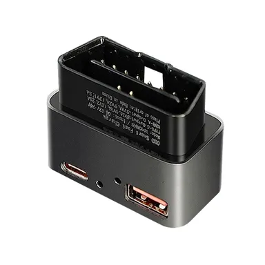 OBD-USB01 本体。USB Type-AとType-Cの2ポートを搭載