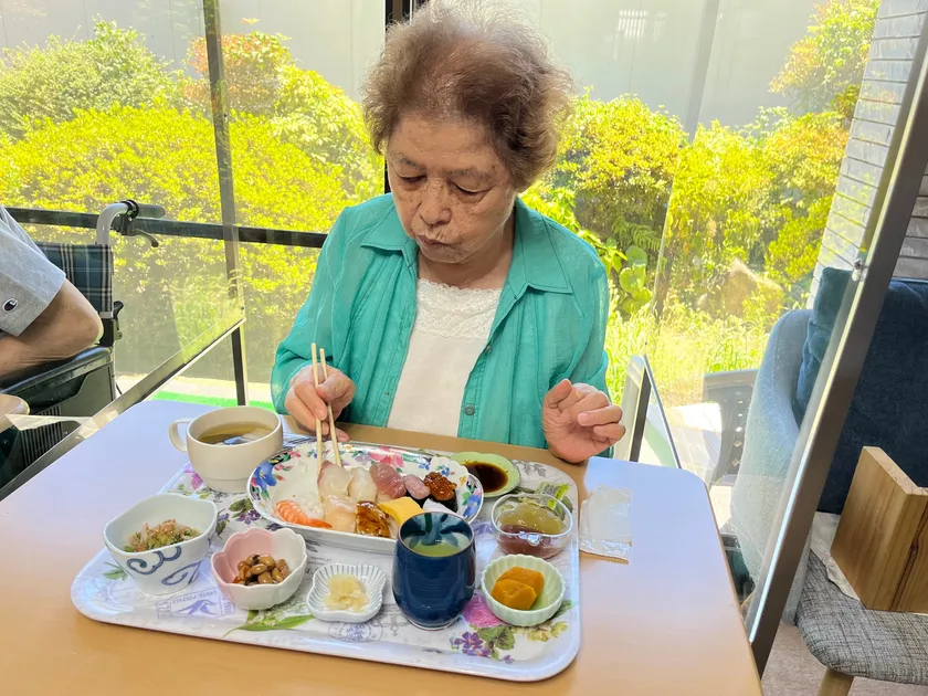 誕生日のリクエスト昼食食事風景