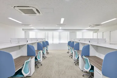 11号館内　共同研究室