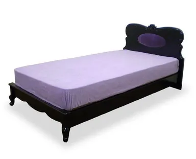 バラ彫刻の猫脚ベッド