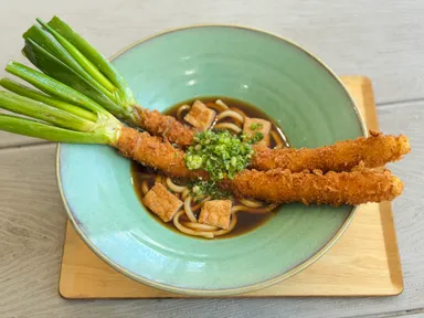 1本肉巻きうどん → 2本に増量